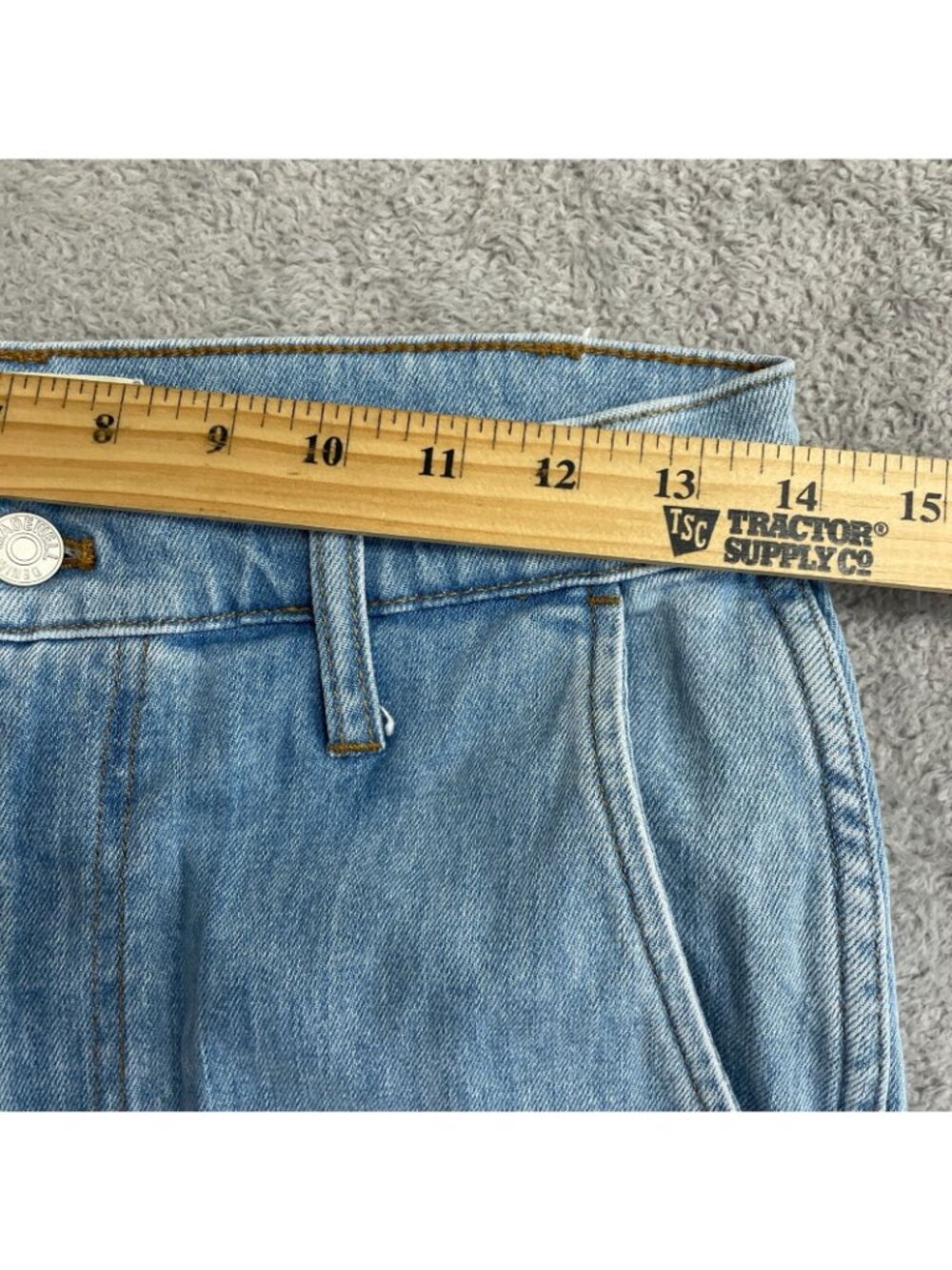 Madewell Women's 26 High-Rise Light Wash Jeans Tapered Leg P0290 - Picture 6 of 11